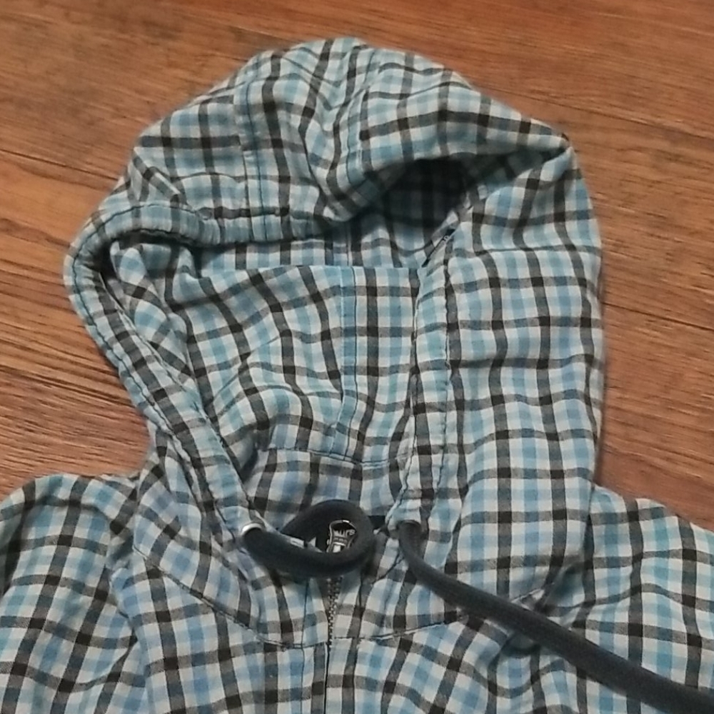 Vest - Picture 2 of 2